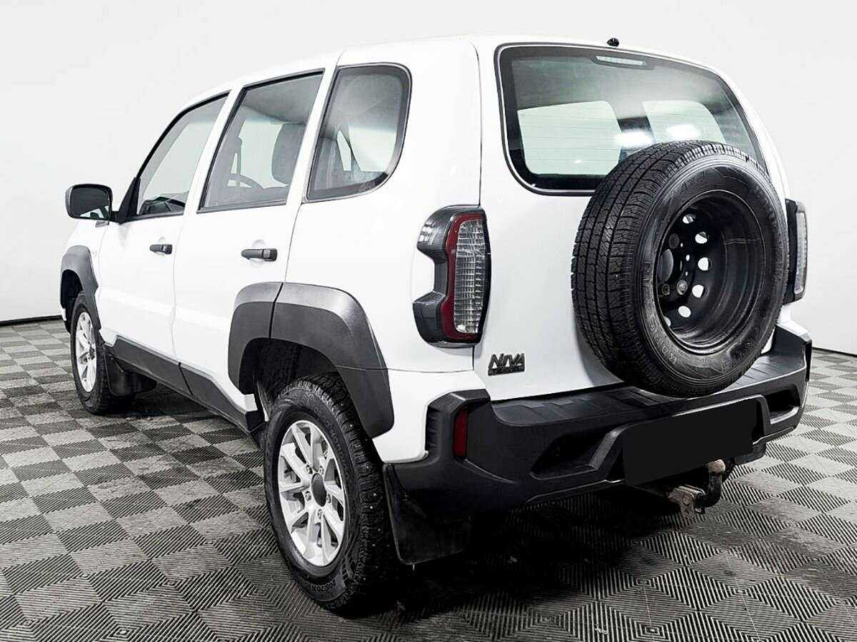 Лада (ВАЗ) Нива б/у, 2021, Механическая. Фото: #6