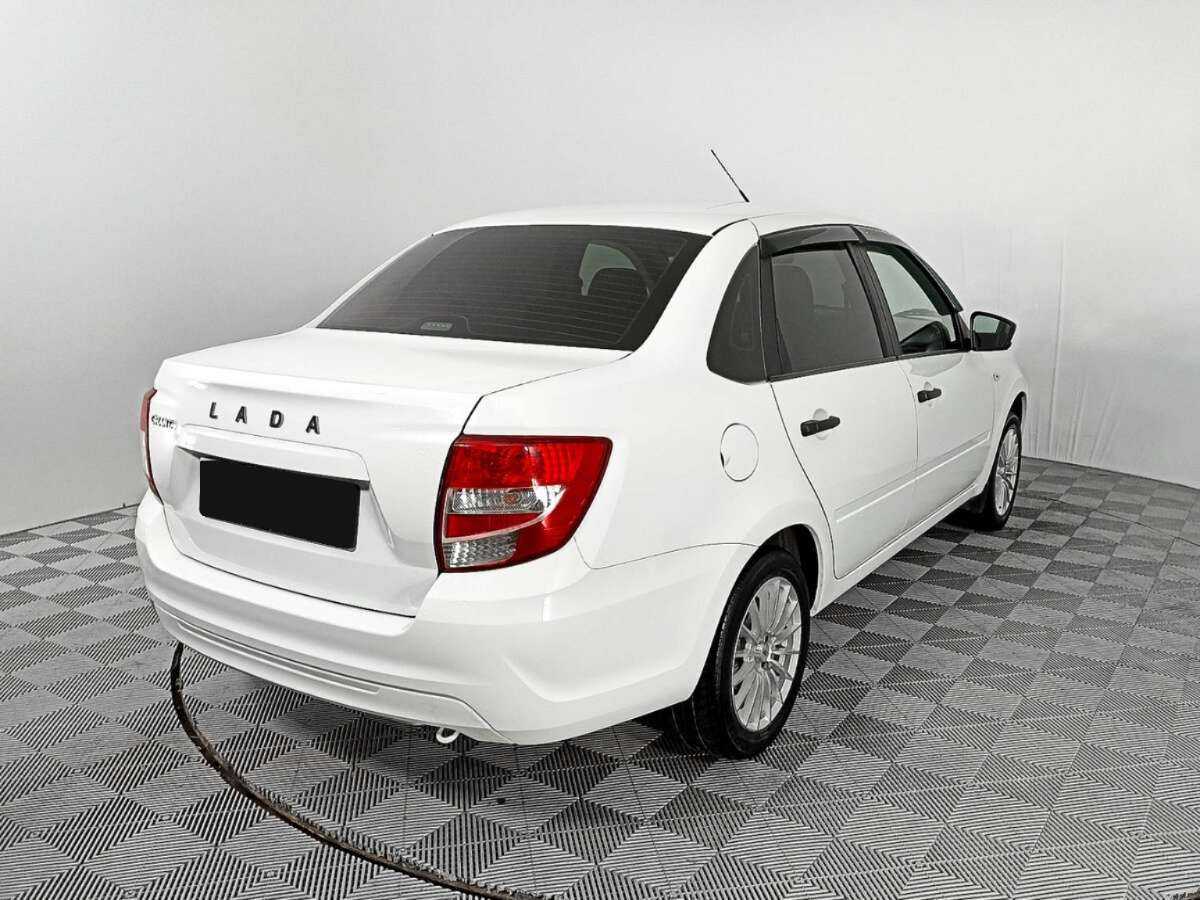 Лада (ВАЗ) Гранта б/у, 2020, Механическая. Фото: #3
