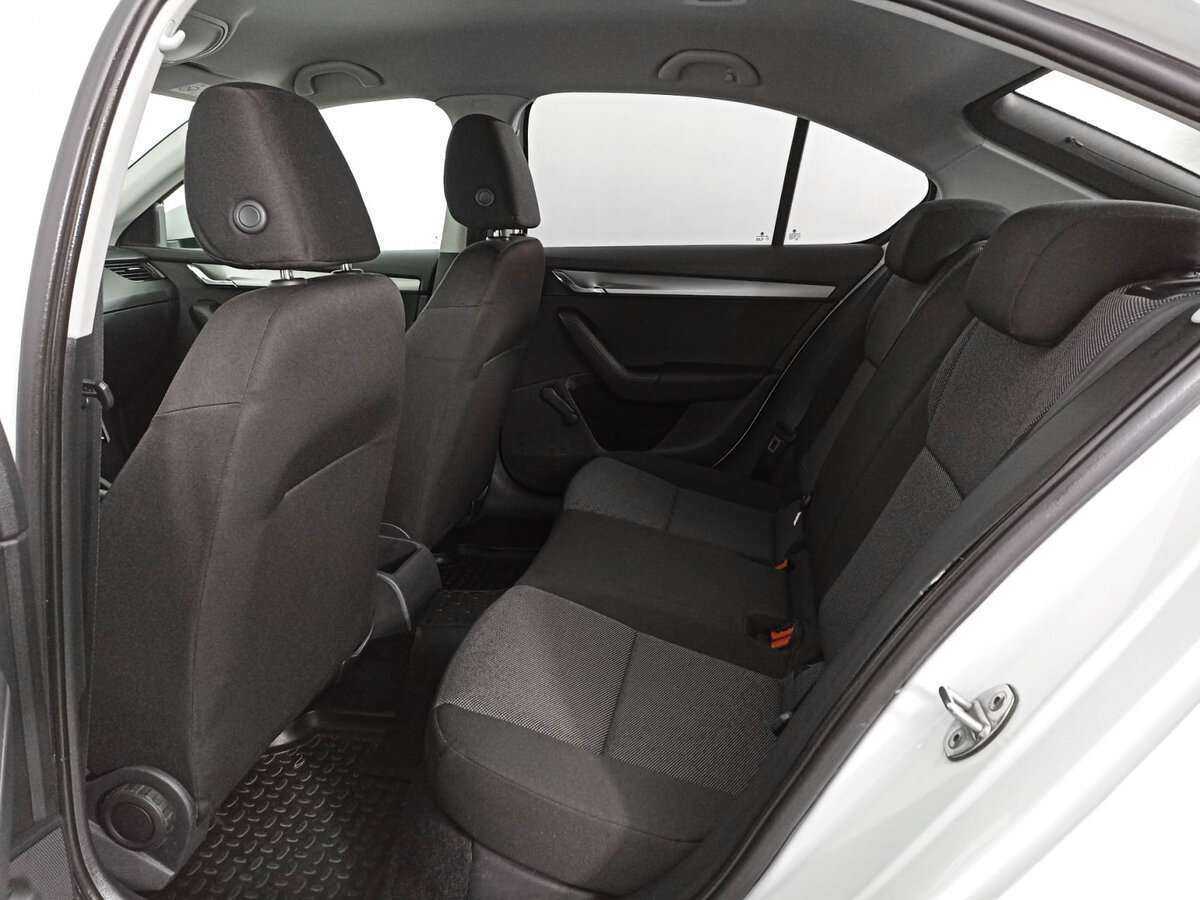 Шкода Октавия б/у, 2016, Механическая. Фото: #9