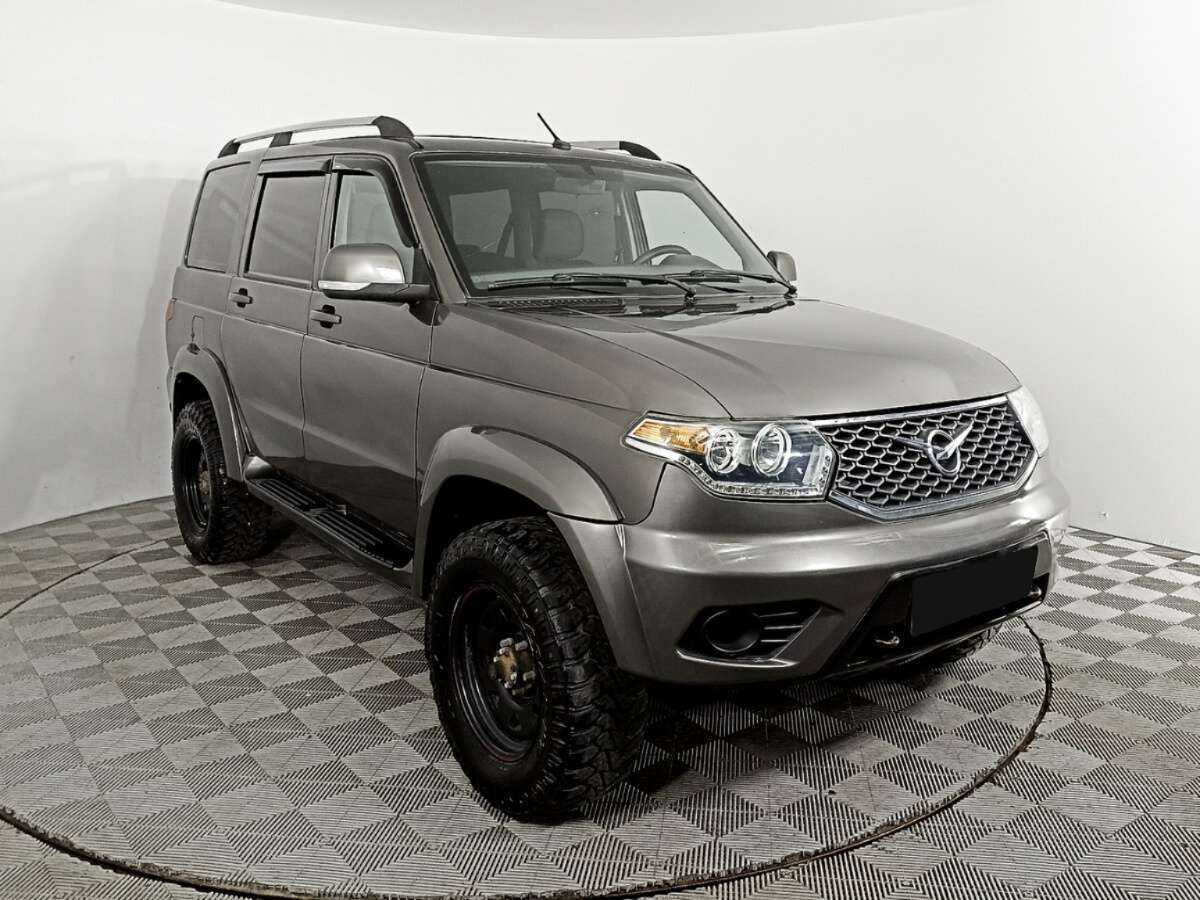 УАЗ Патриот б/у, 2016, Механическая. Фото: #2