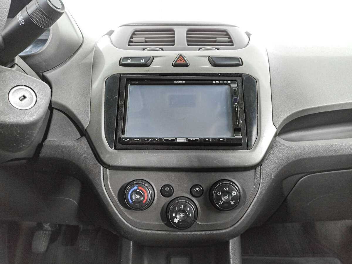 Шевроле Кобальт б/у, 2013, Механическая. Фото: #12