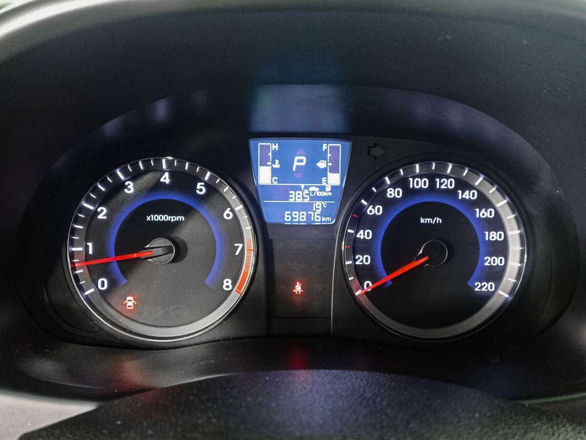 Хендай Солярис б/у, 2016, Автоматическая. Фото: #10