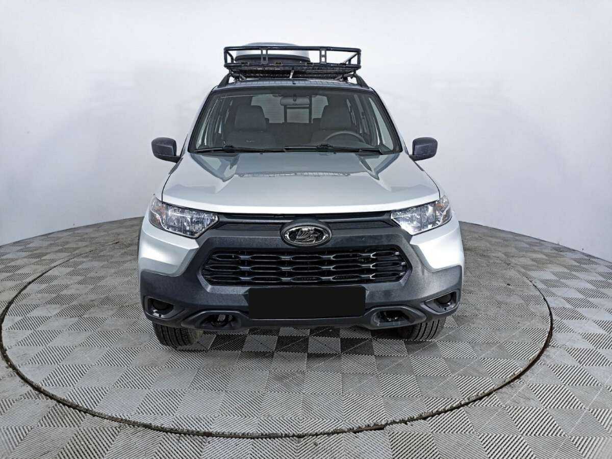 Лада (ВАЗ) Нива б/у, 2022, Механическая. Фото: #1