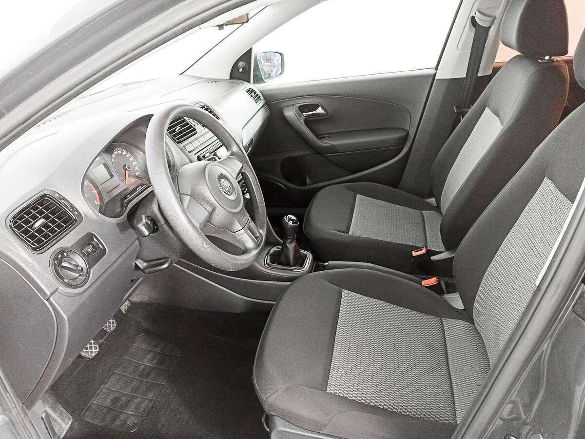 Фольксваген Поло б/у, 2013, Механическая. Фото: #12