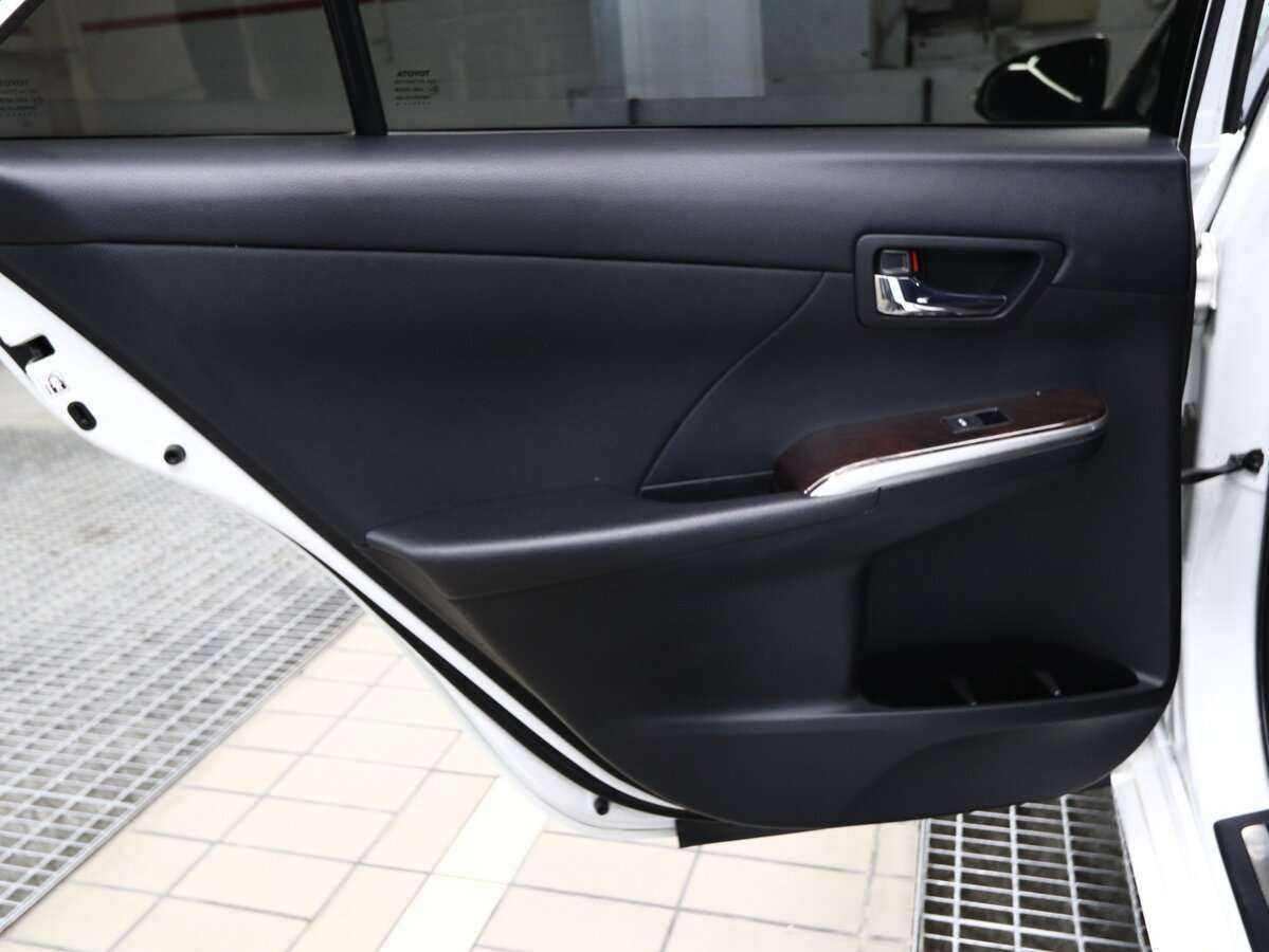 Тойота Камри б/у, 2016, Автоматическая. Фото: #9