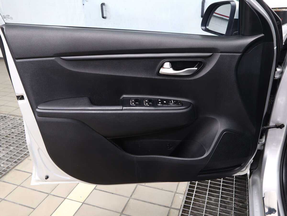 Киа Рио б/у, 2019, Механическая. Фото: #7