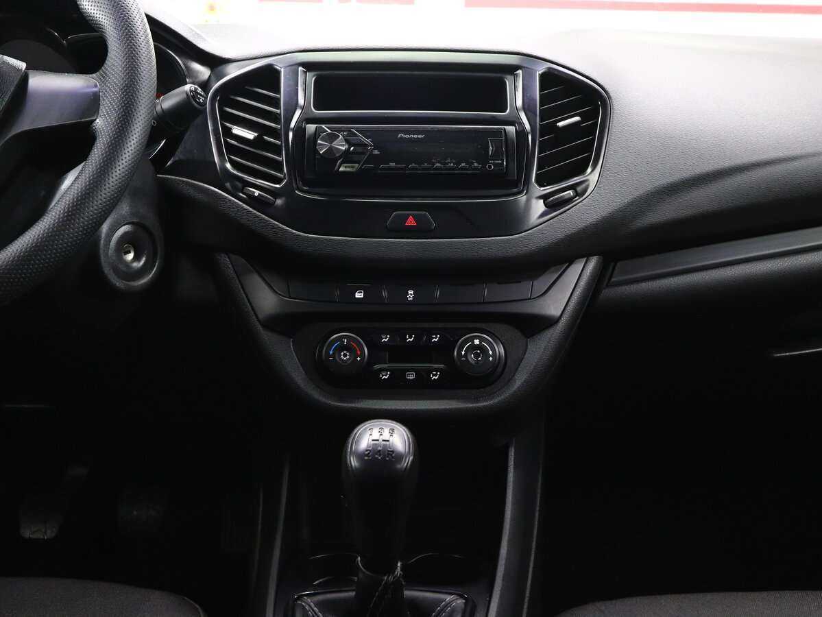 Лада (ВАЗ) Веста б/у, 2018, Механическая. Фото: #14