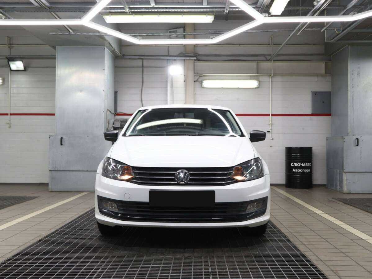 Фольксваген Поло б/у, 2017, Автоматическая. Фото: #1