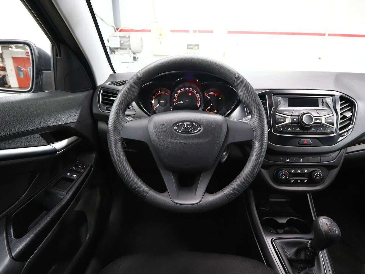 Лада (ВАЗ) Веста б/у, 2020, Механическая. Фото: #11