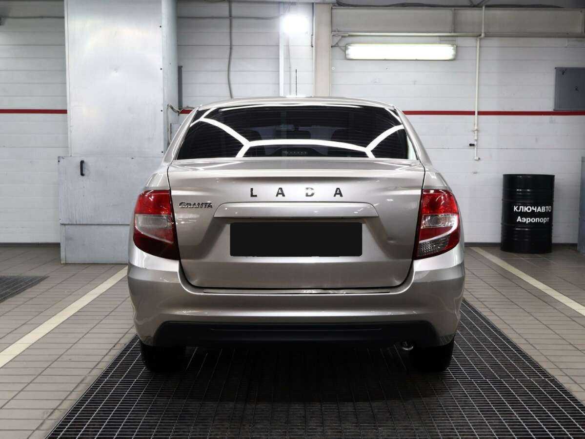 Лада (ВАЗ) Гранта б/у, 2021, Механическая. Фото: #4