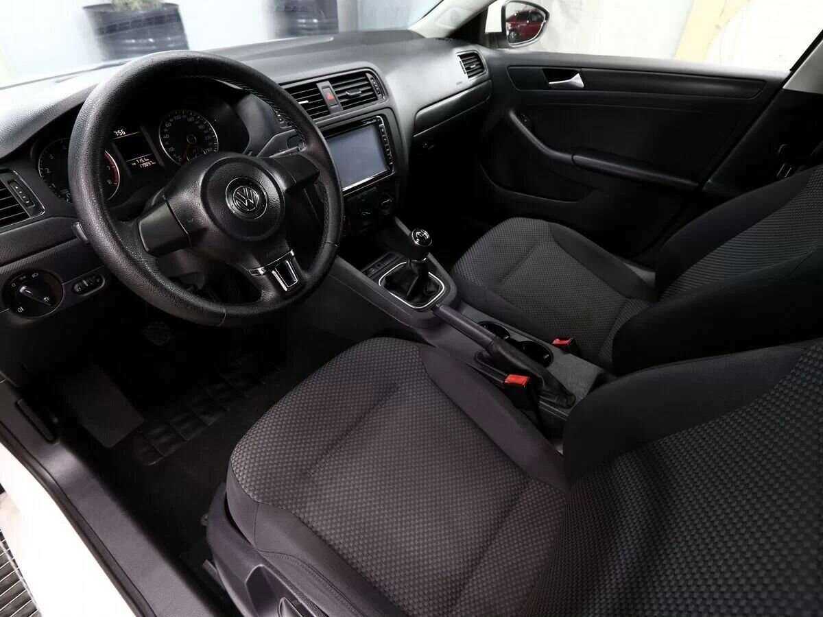 Фольксваген Джетта б/у, 2013, Механическая. Фото: #4