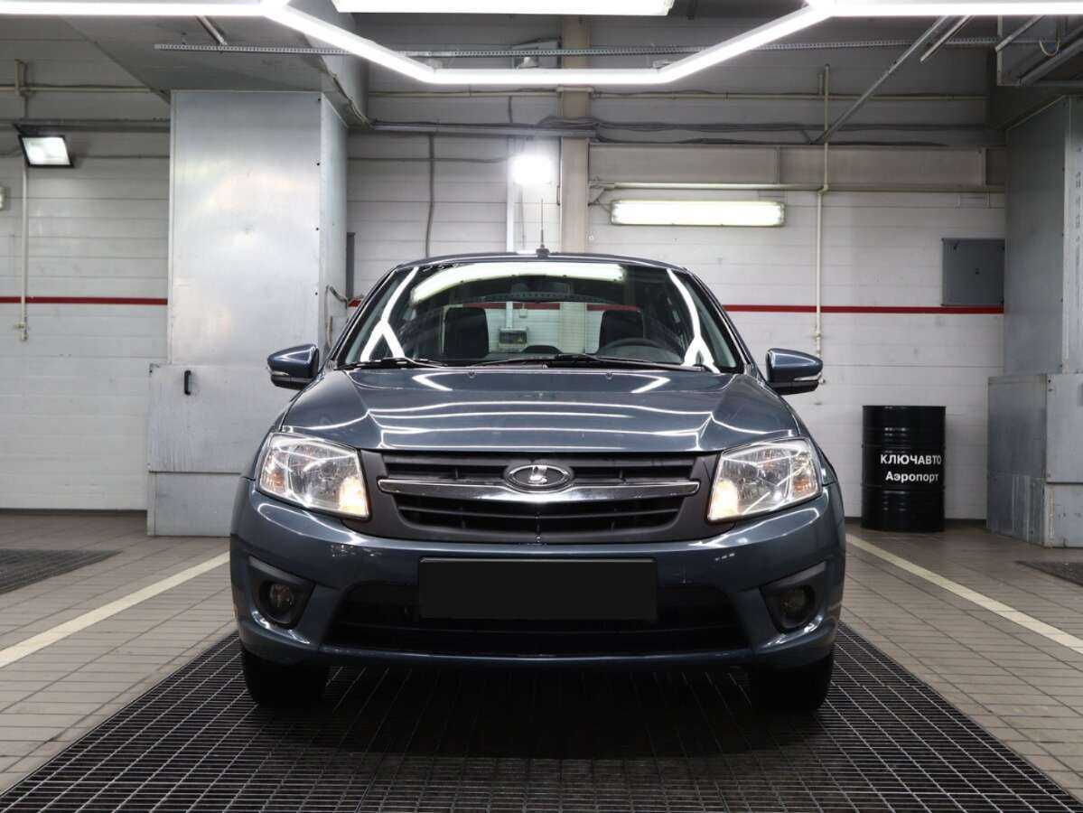 Лада (ВАЗ) Гранта б/у, 2015, Механическая. Фото: #2