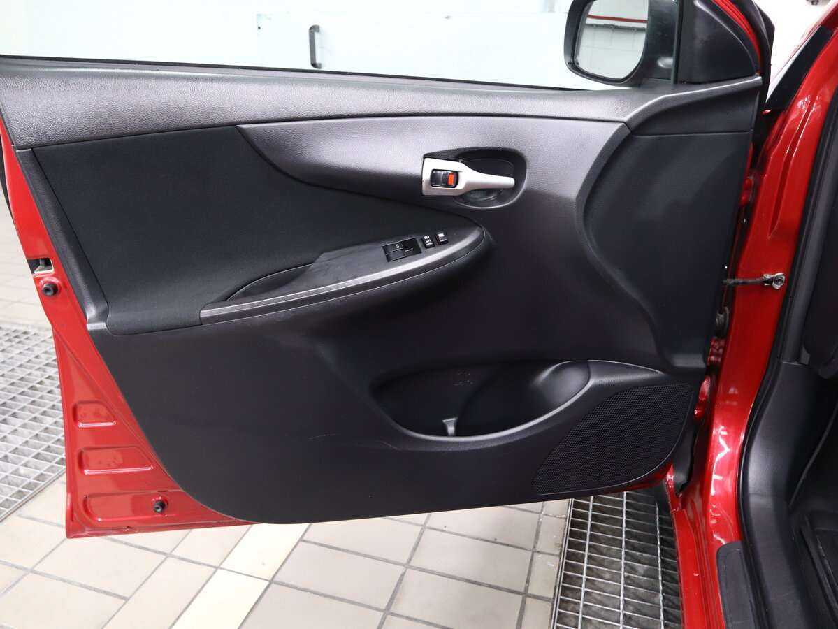 Тойота Королла б/у, 2012, Автоматическая. Фото: #5