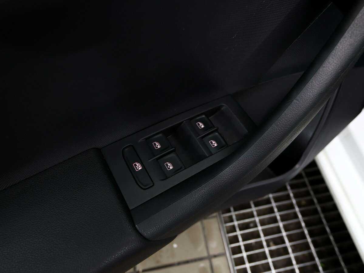 Фольксваген Поло б/у, 2020, Механическая. Фото: #8