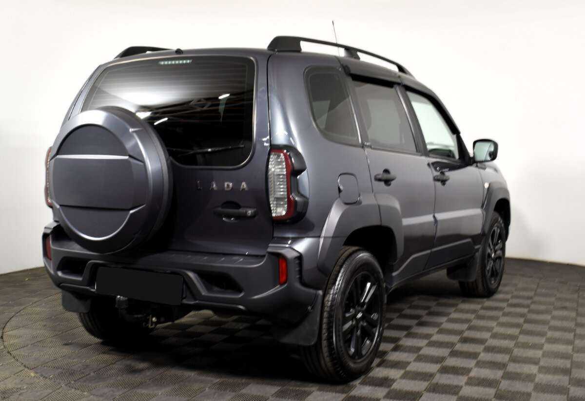 Лада (ВАЗ) Нива б/у, 2022, Механическая. Фото: #3