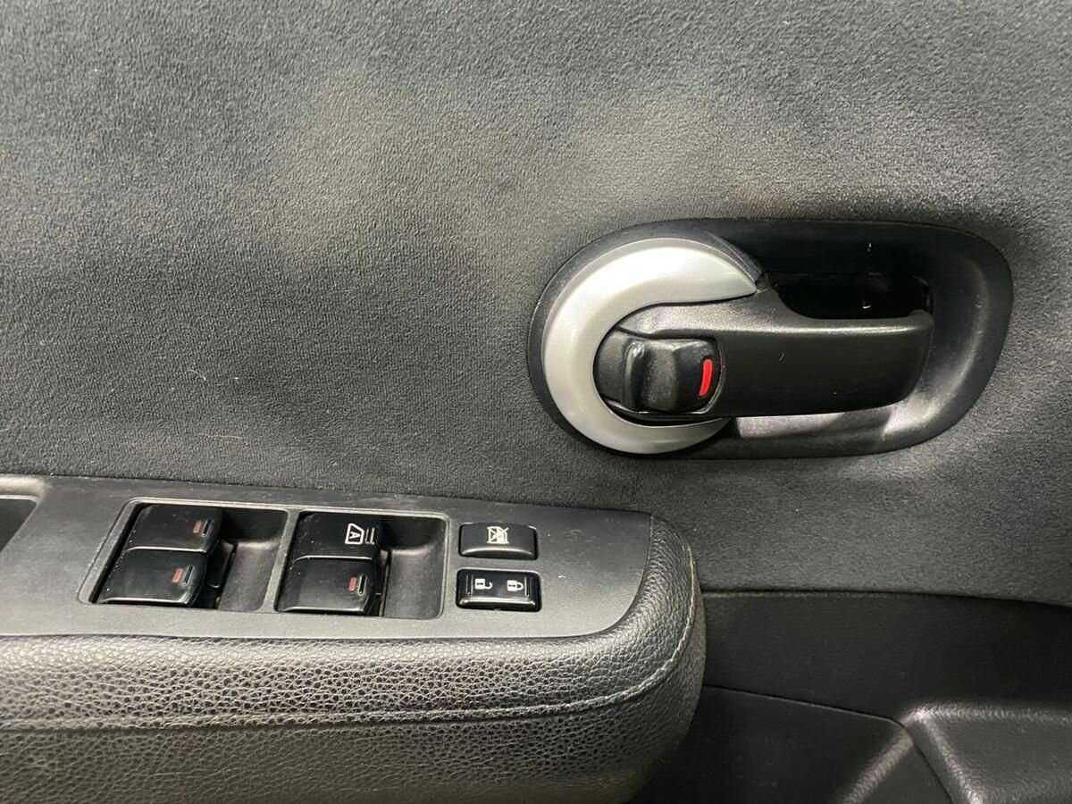 Ниссан Тиида б/у, 2013, Механическая. Фото: #15