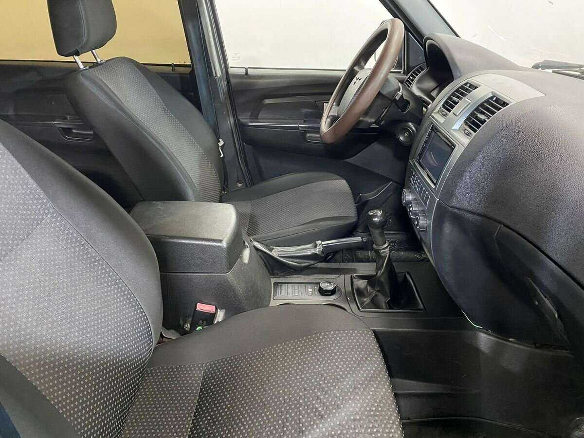 УАЗ Патриот б/у, 2016, Механическая. Фото: #9