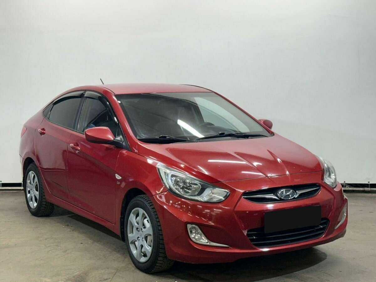 Хендай Солярис б/у, 2013, Механическая. Фото: #2