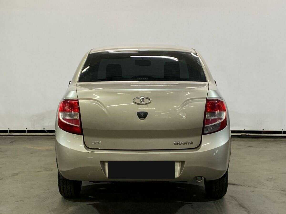 Лада (ВАЗ) Гранта б/у, 2012, Механическая. Фото: #5