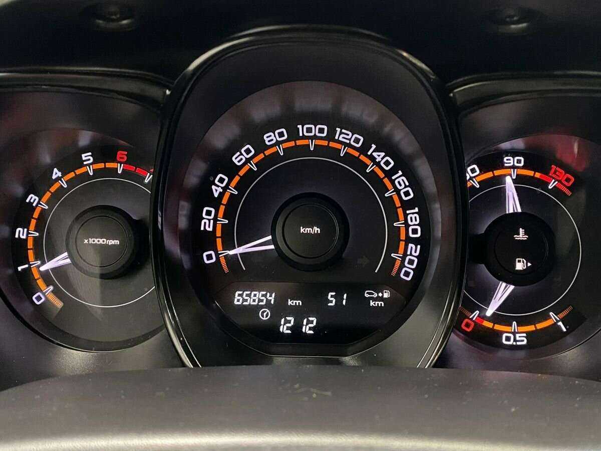 Лада (ВАЗ) Веста б/у, 2018, Механическая. Фото: #12