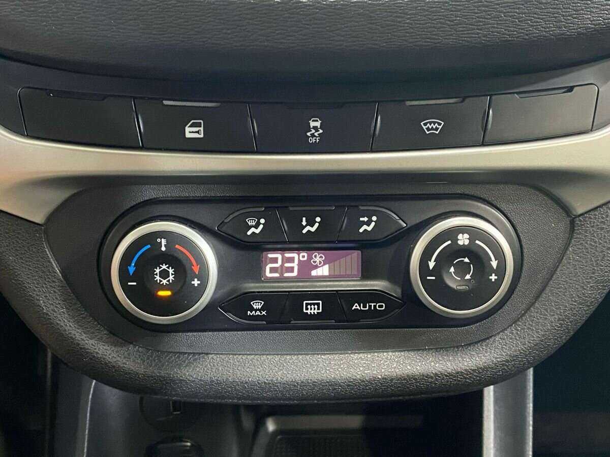 Лада (ВАЗ) Веста б/у, 2021, Механическая. Фото: #13