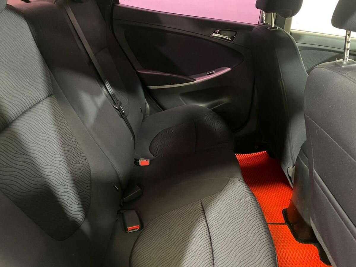 Хендай Солярис б/у, 2013, Автоматическая. Фото: #10