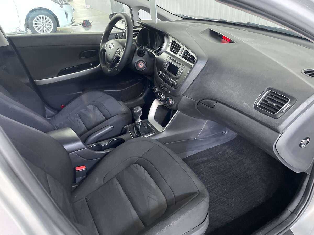 Киа Сид б/у, 2013, Механическая. Фото: #12