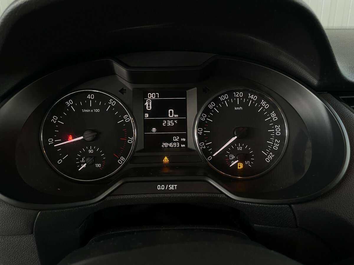 Шкода Октавия б/у, 2013, Механическая. Фото: #10