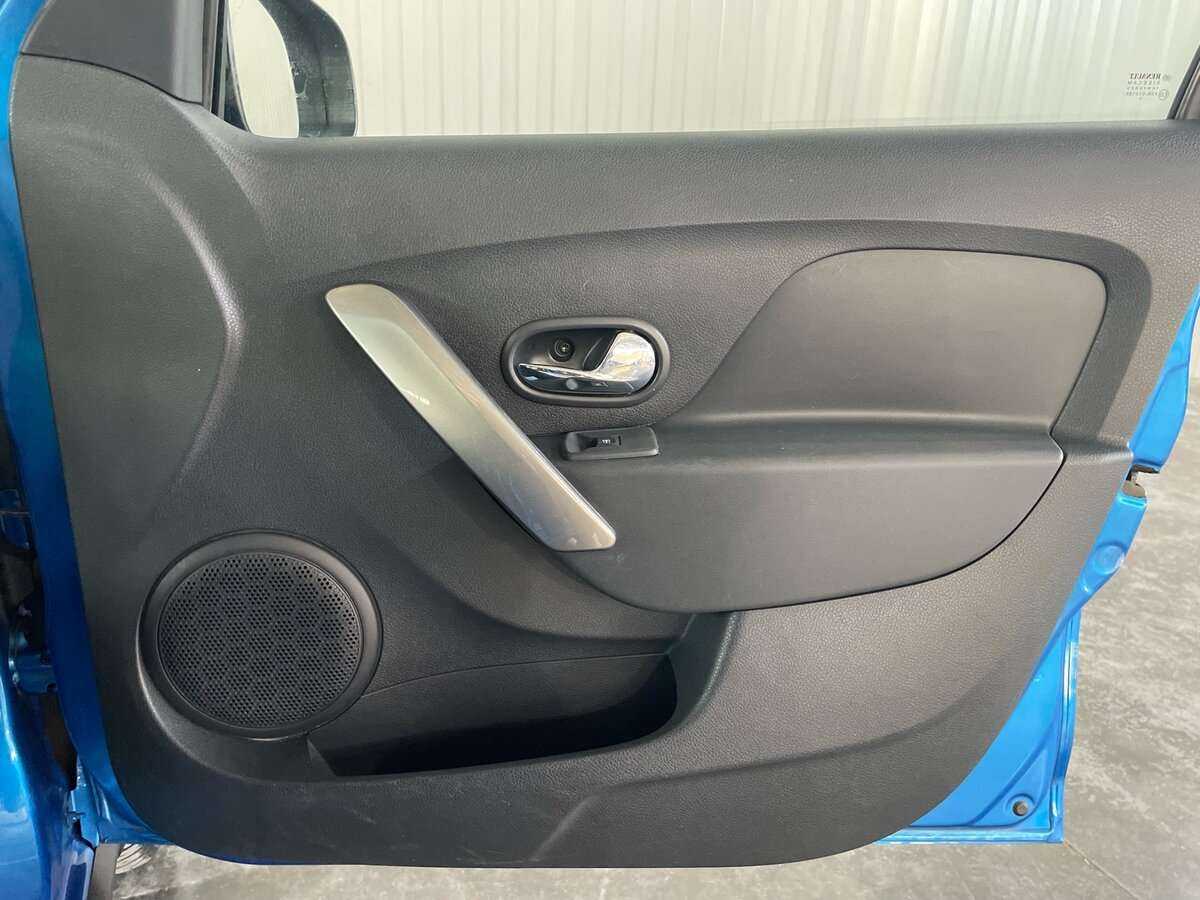 Рено Сандеро б/у, 2018, Автоматическая. Фото: #17