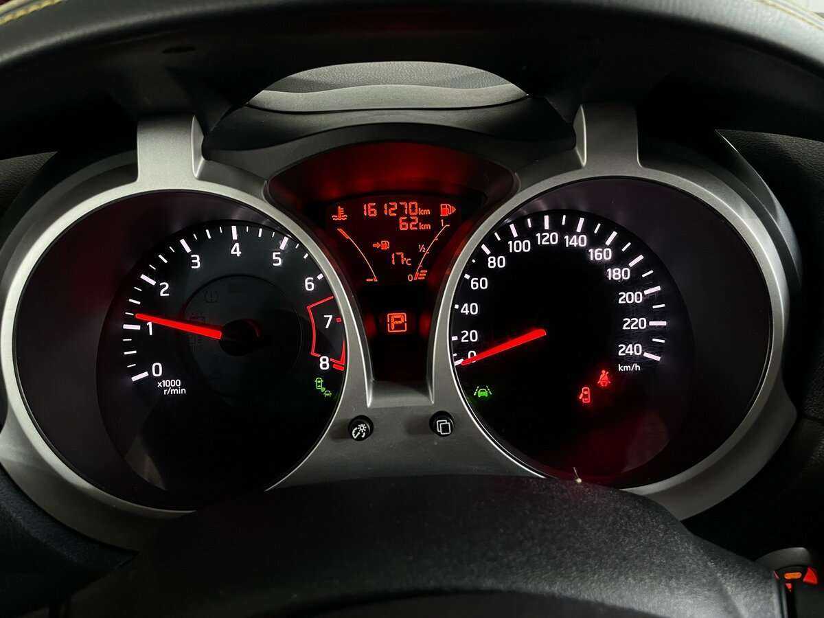 Ниссан Жук б/у, 2014, Вариатор. Фото: #11