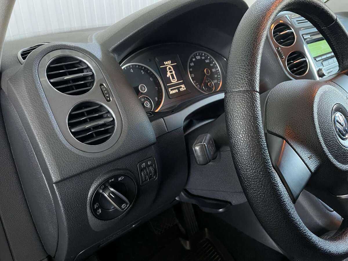 Фольксваген Тигуан б/у, 2014, Роботизированная. Фото: #12