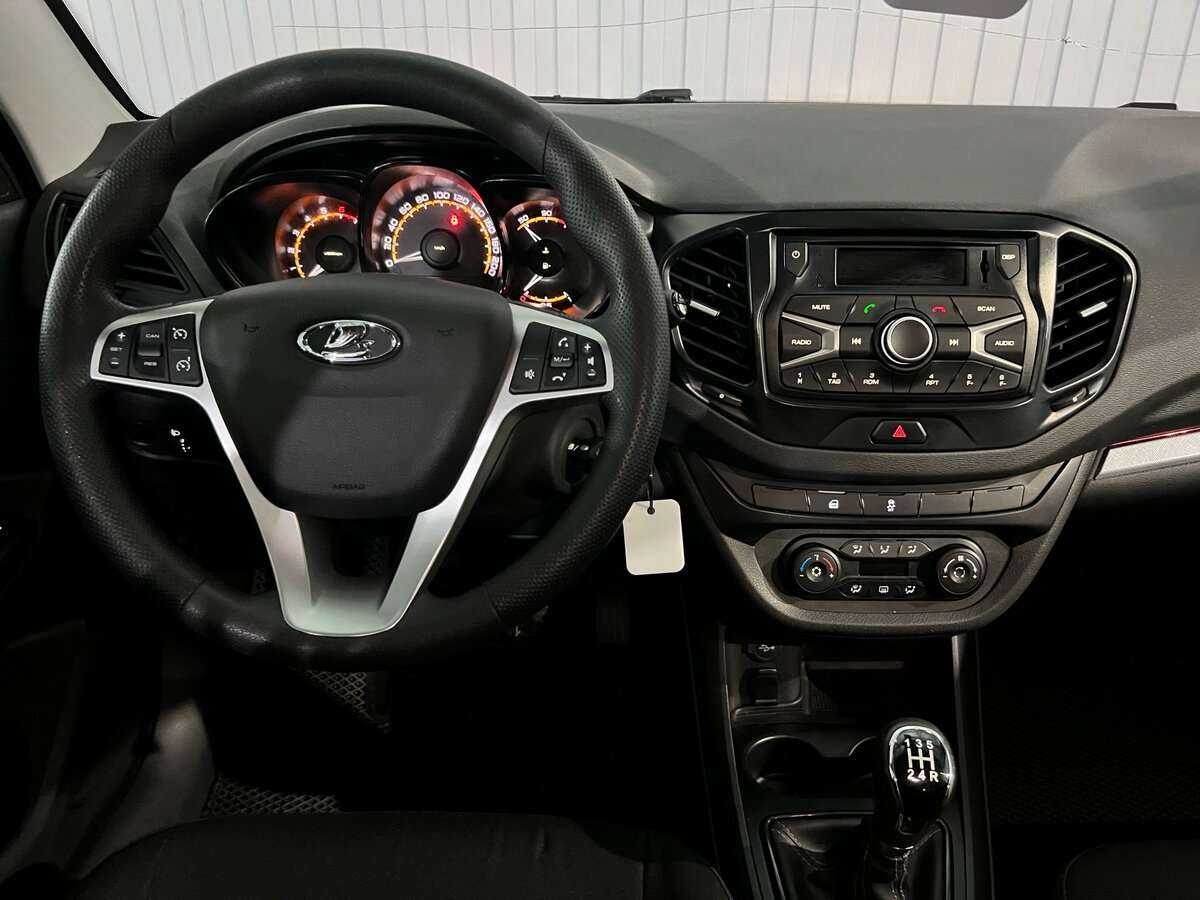 Лада (ВАЗ) Веста б/у, 2020, Механическая. Фото: #10