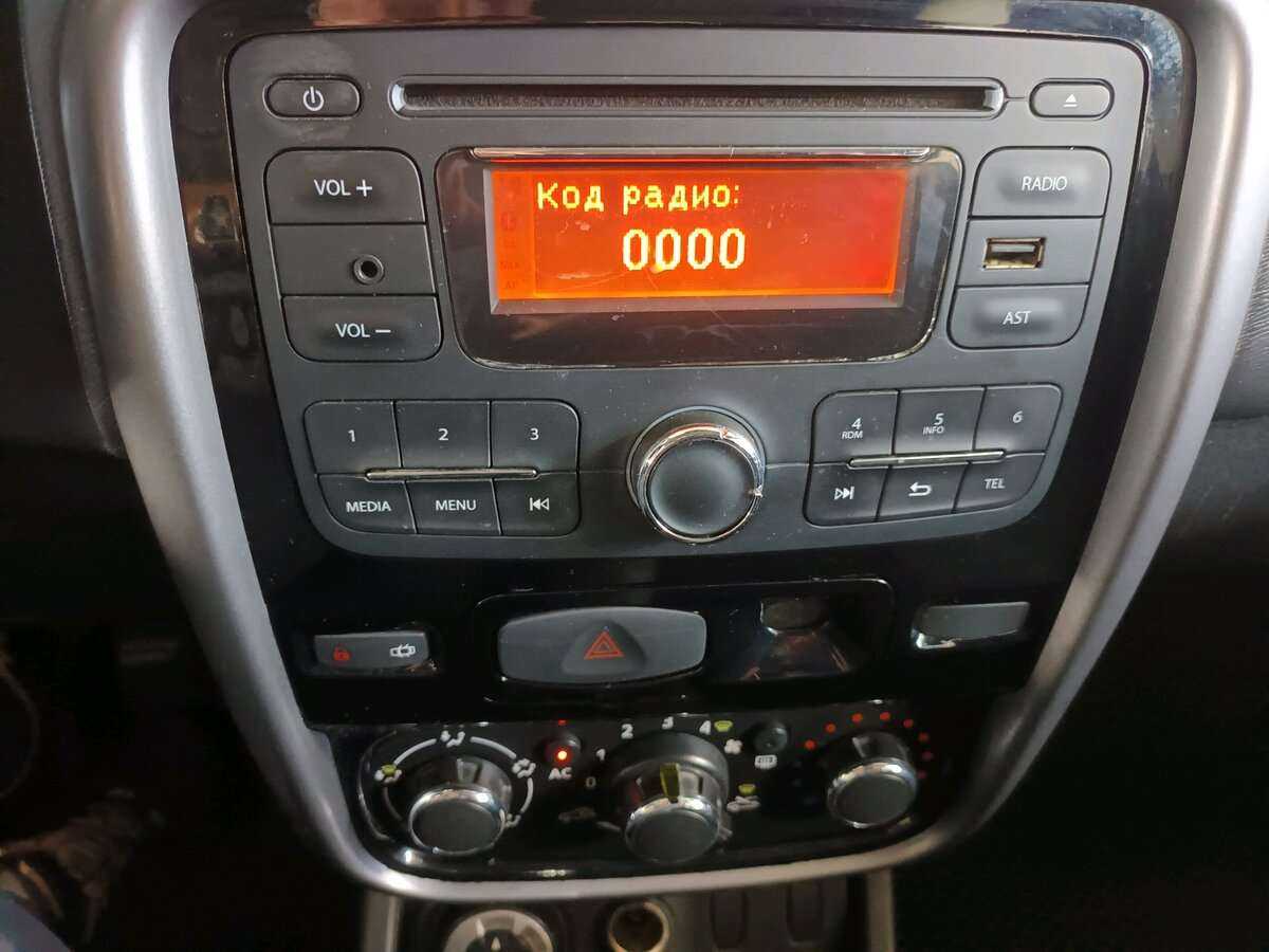 Рено Дастер б/у, 2012, Механическая. Фото: #14