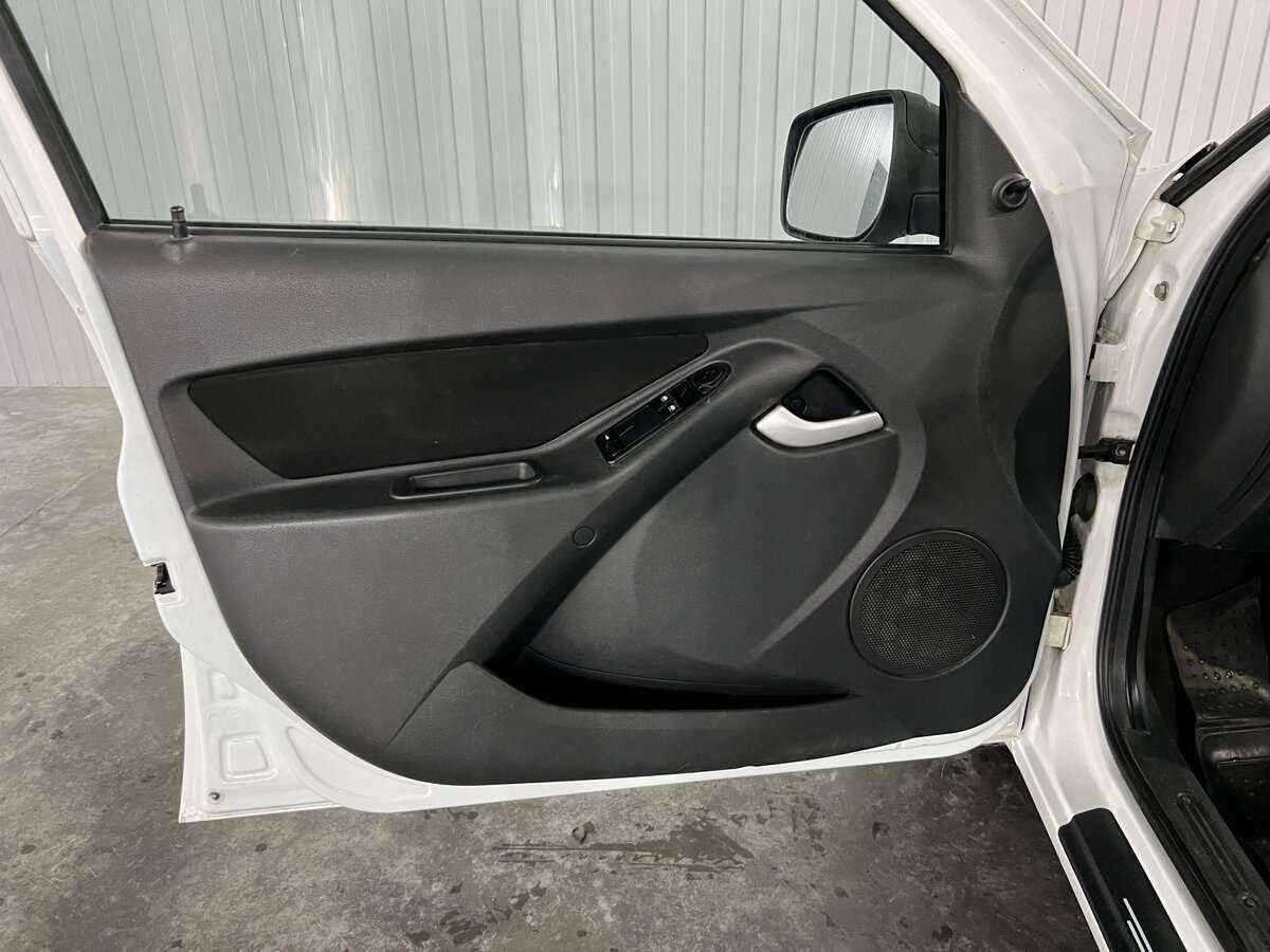 Лада (ВАЗ) Калина б/у, 2015, Механическая. Фото: #8