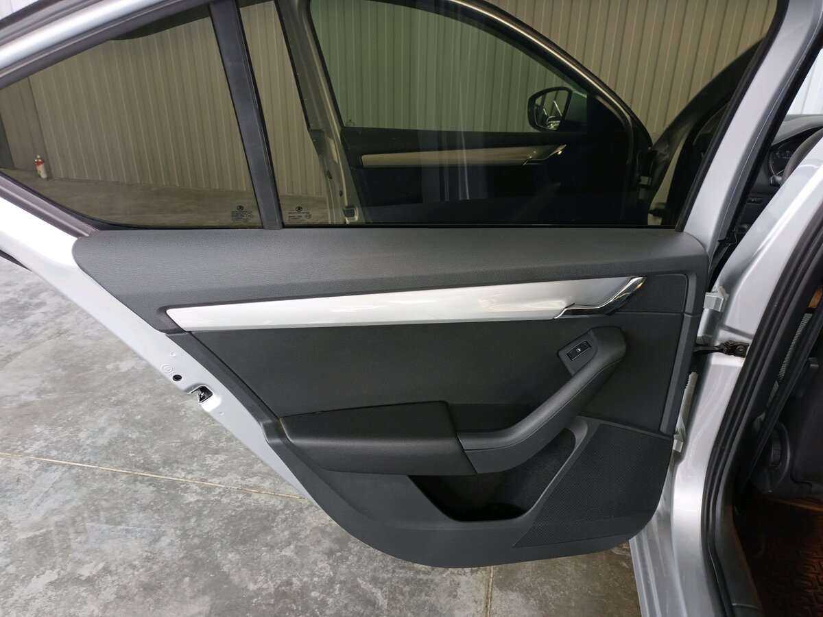 Шкода Октавия б/у, 2014, Роботизированная. Фото: #16