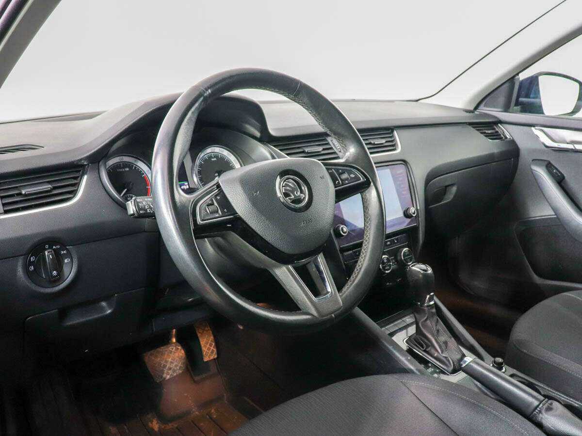 Шкода Октавия б/у, 2017, Роботизированная. Фото: #7