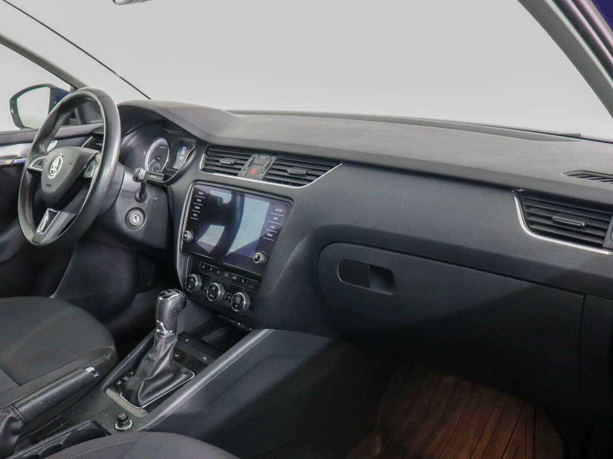 Шкода Октавия б/у, 2017, Роботизированная. Фото: #8