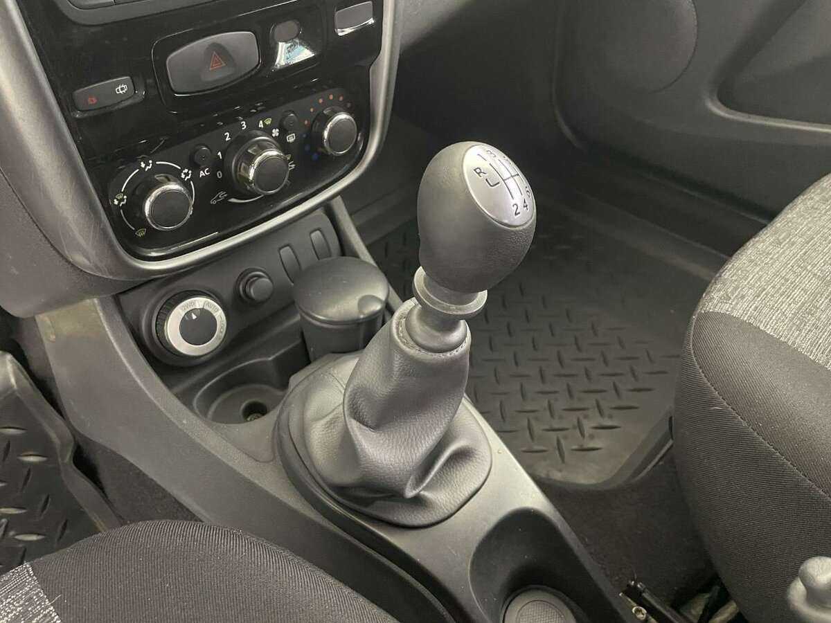 Рено Дастер б/у, 2012, Механическая. Фото: #12