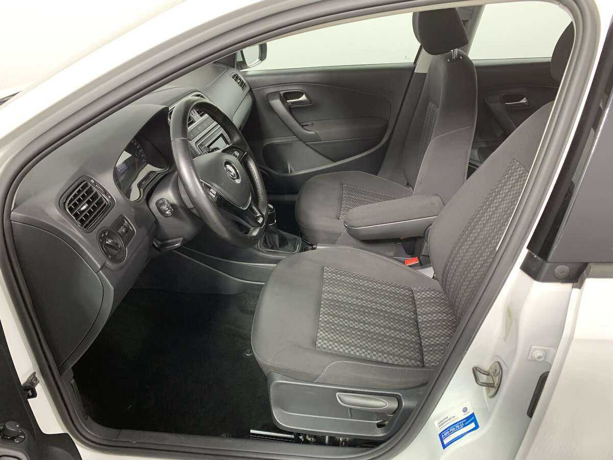 Фольксваген Поло б/у, 2019, Механическая. Фото: #11