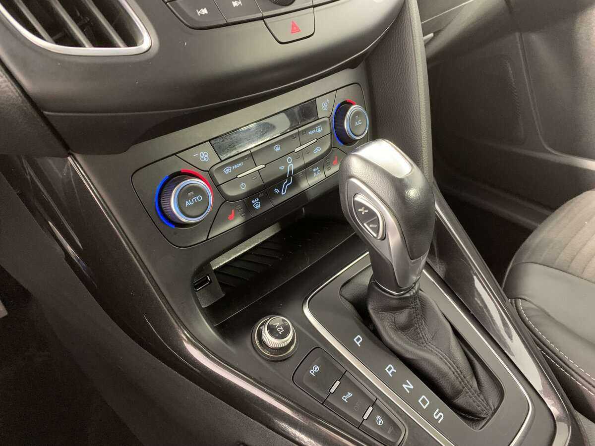 Форд Фокус б/у, 2017, Автоматическая. Фото: #14