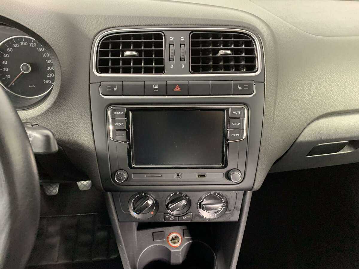 Фольксваген Поло б/у, 2012, Механическая. Фото: #12