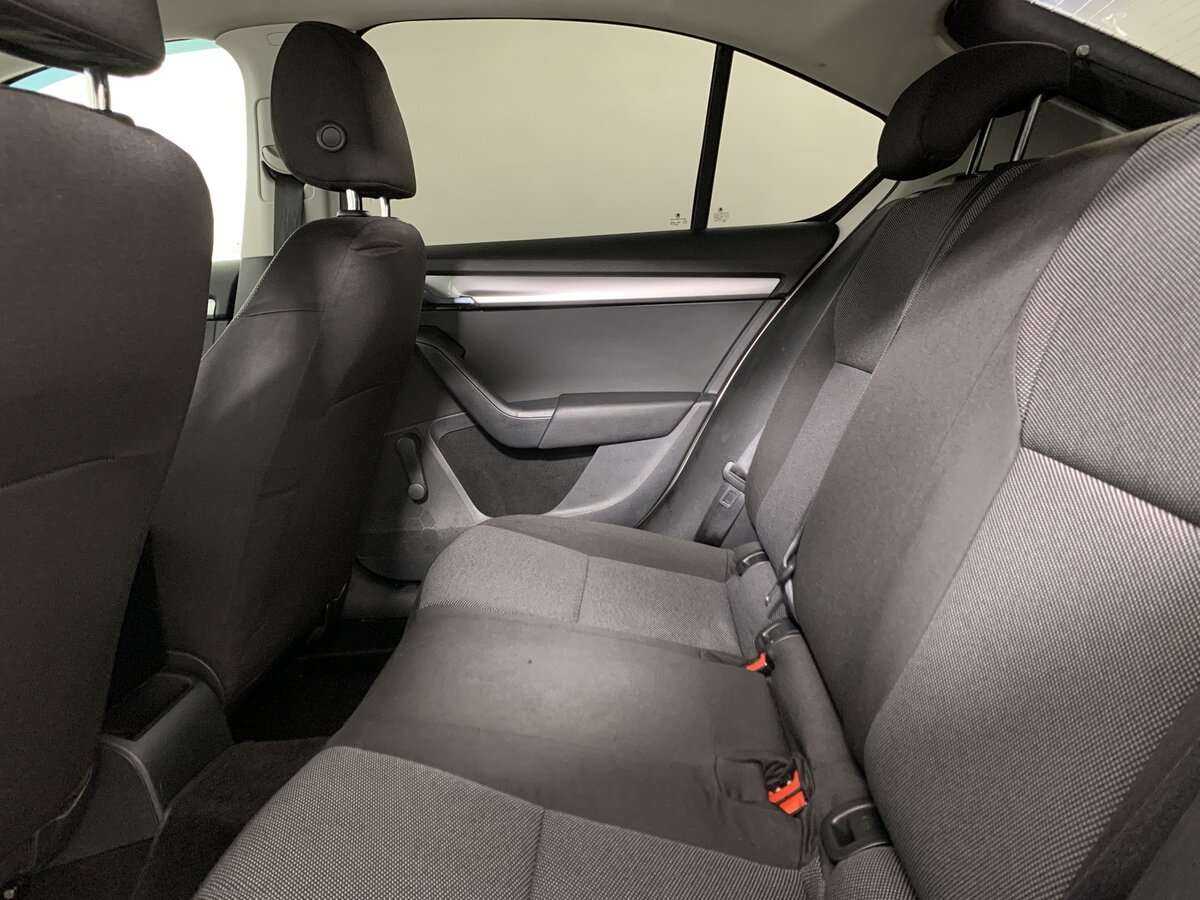 Шкода Октавия б/у, 2014, Механическая. Фото: #15