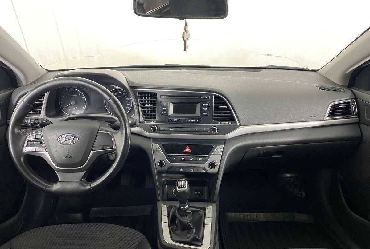 Хендай Елантра б/у, 2017, Механическая. Фото: #9