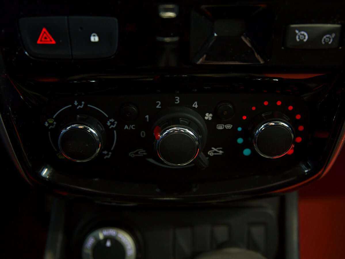 Ниссан Террано б/у, 2017, Автоматическая. Фото: #7