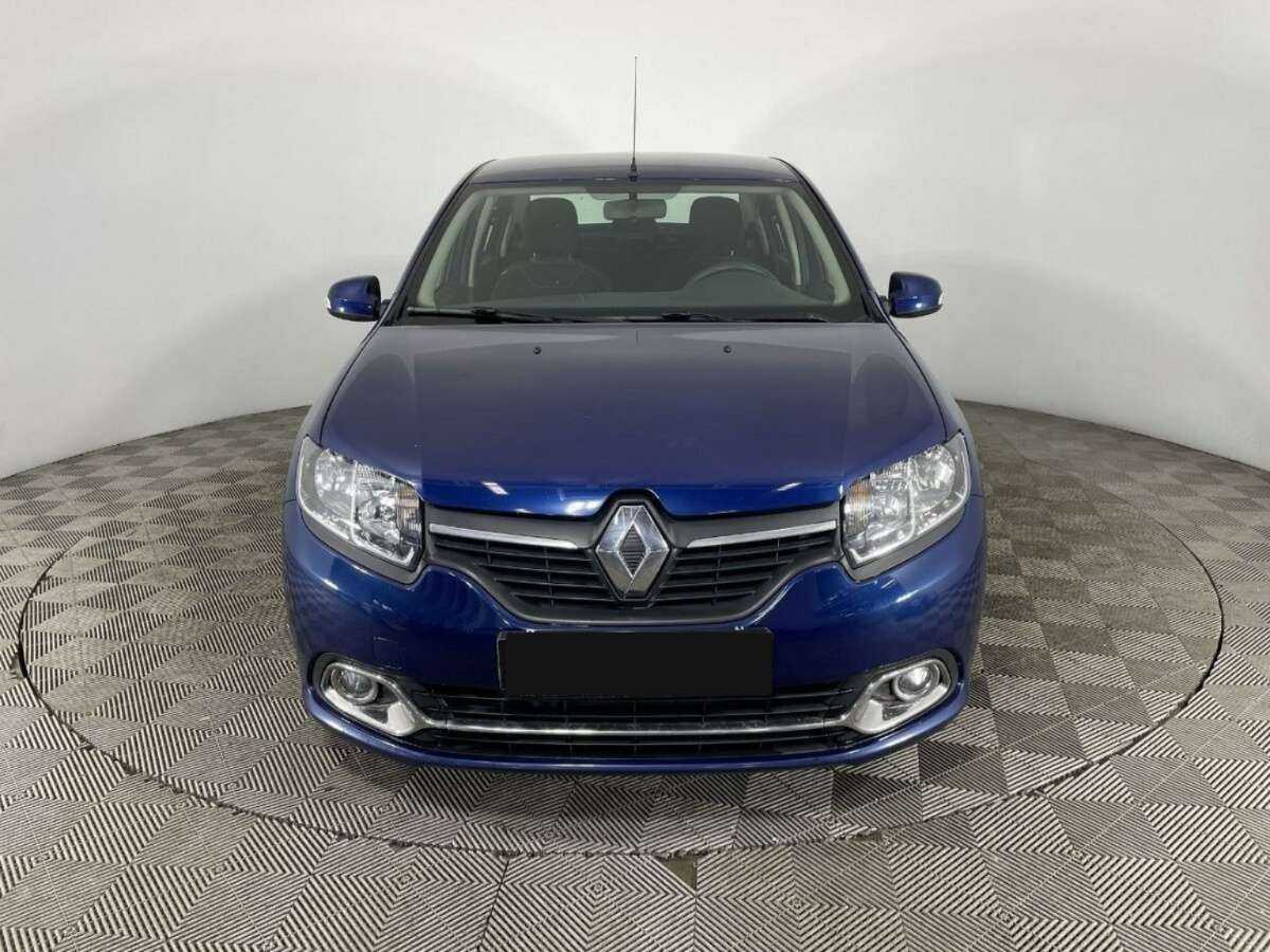 Рено Логан б/у, 2016, Механическая. Фото: #1