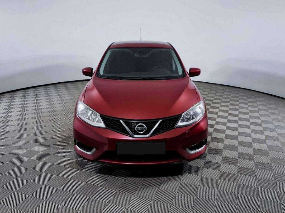 Ниссан Тиида б/у, 2015, Механическая. Фото: #1