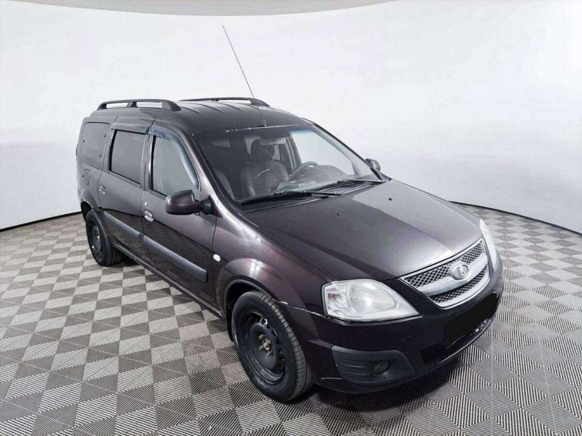 Лада (ВАЗ) Ларгус б/у, 2015, Механическая. Фото: #2