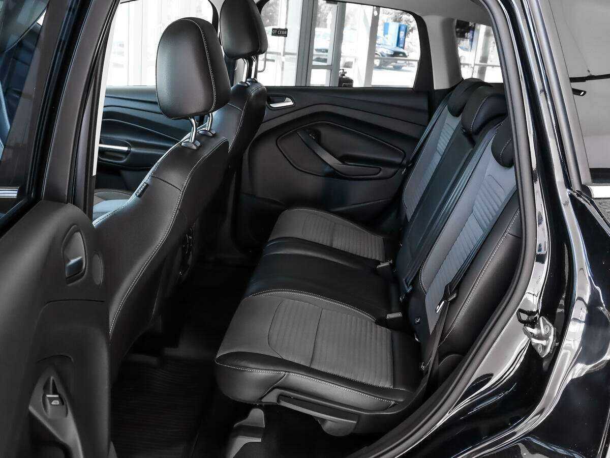 Форд Куга б/у, 2016, Автоматическая. Фото: #10