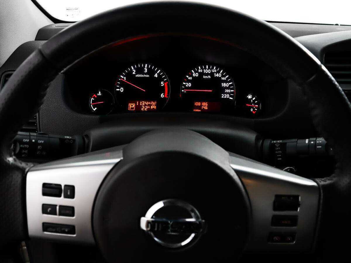 Ниссан Патфайндер б/у, 2012, Автоматическая. Фото: #15