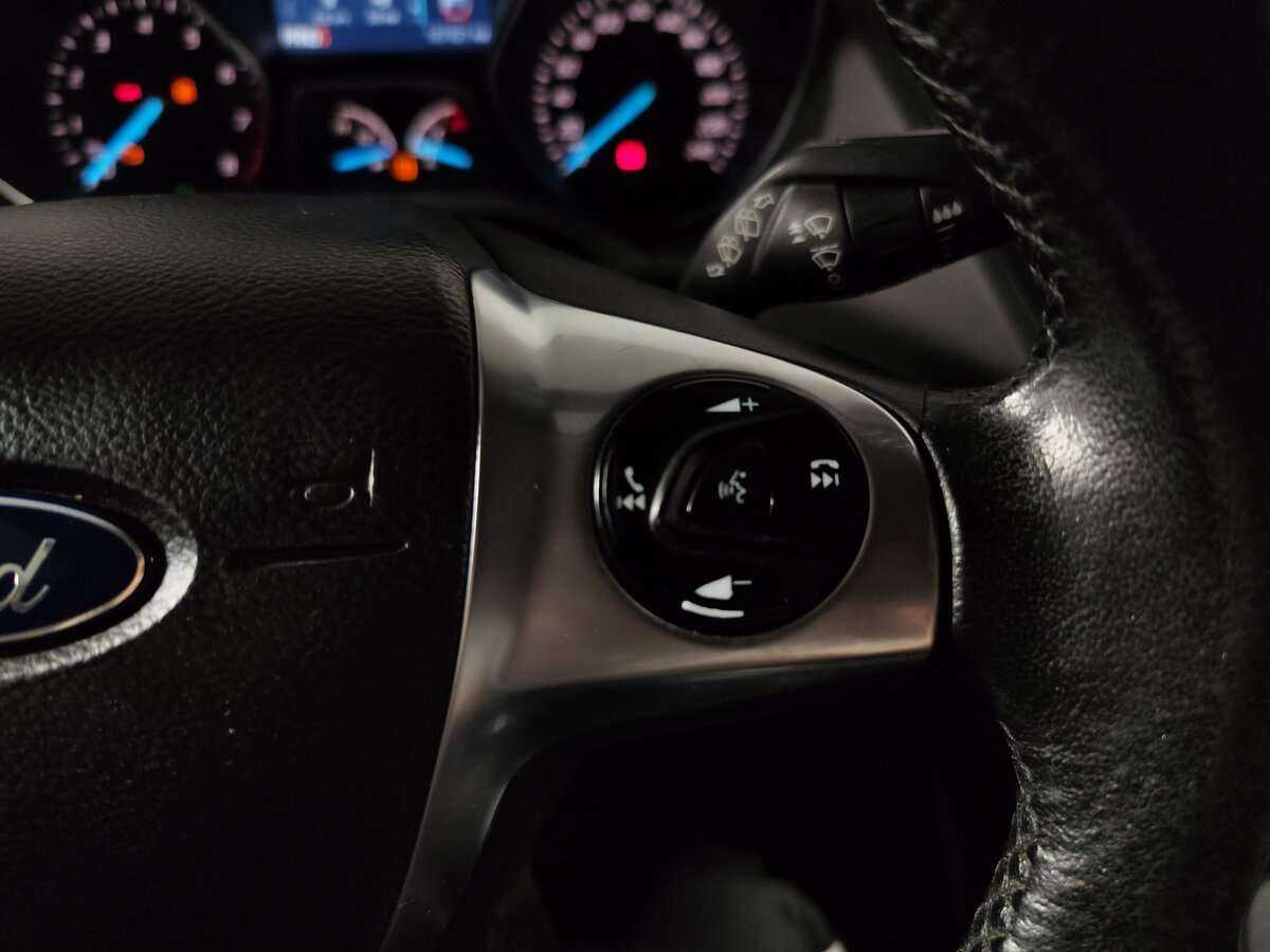 Форд Куга б/у, 2015, Автоматическая. Фото: #10